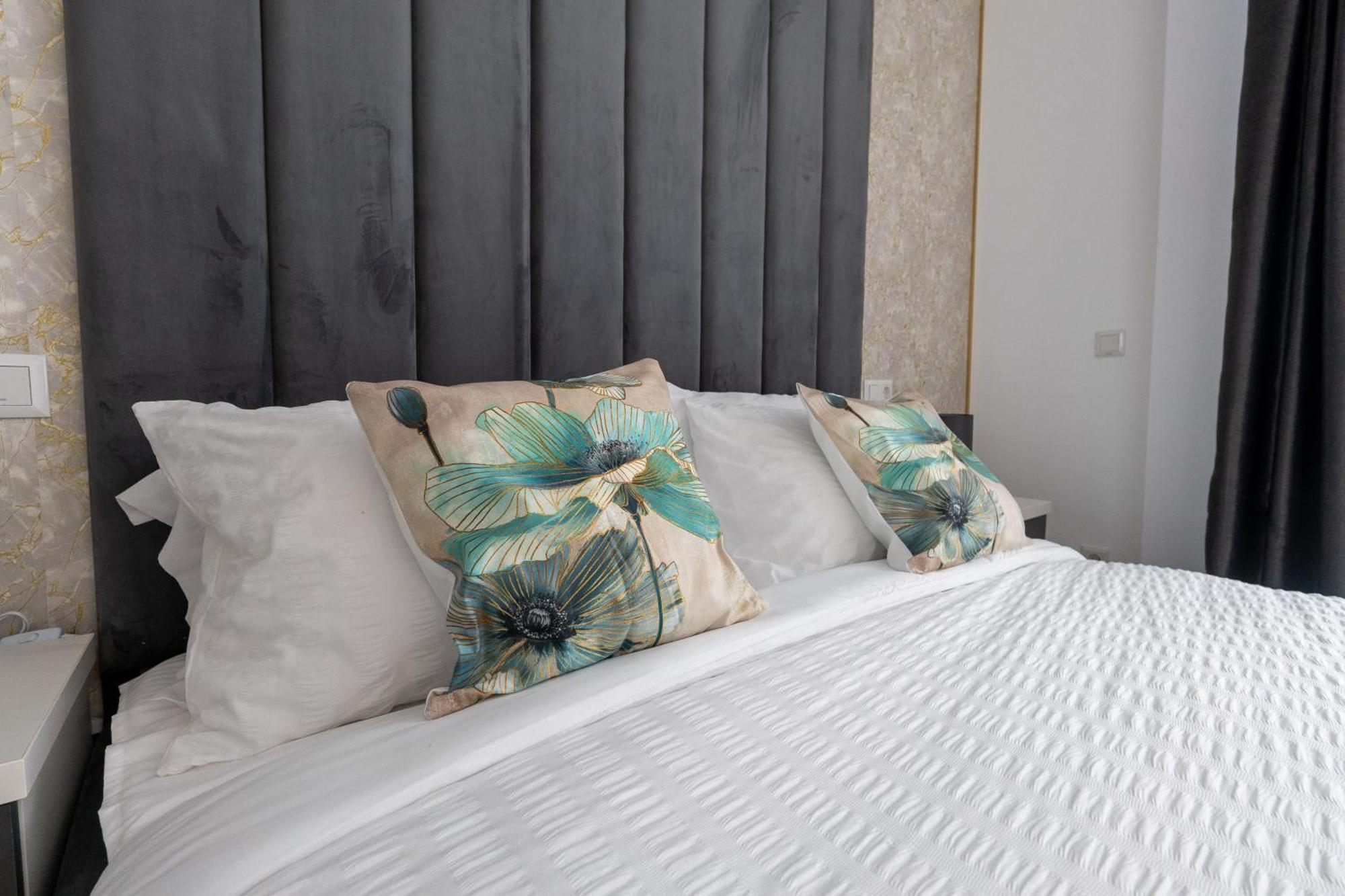 All Stars Aparments Satu Mare Ngoại thất bức ảnh