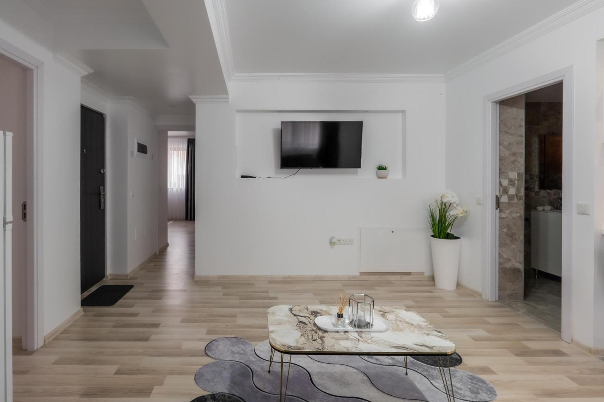 All Stars Aparments Satu Mare Ngoại thất bức ảnh