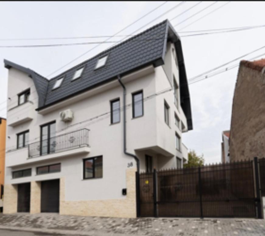 All Stars Aparments Satu Mare Ngoại thất bức ảnh